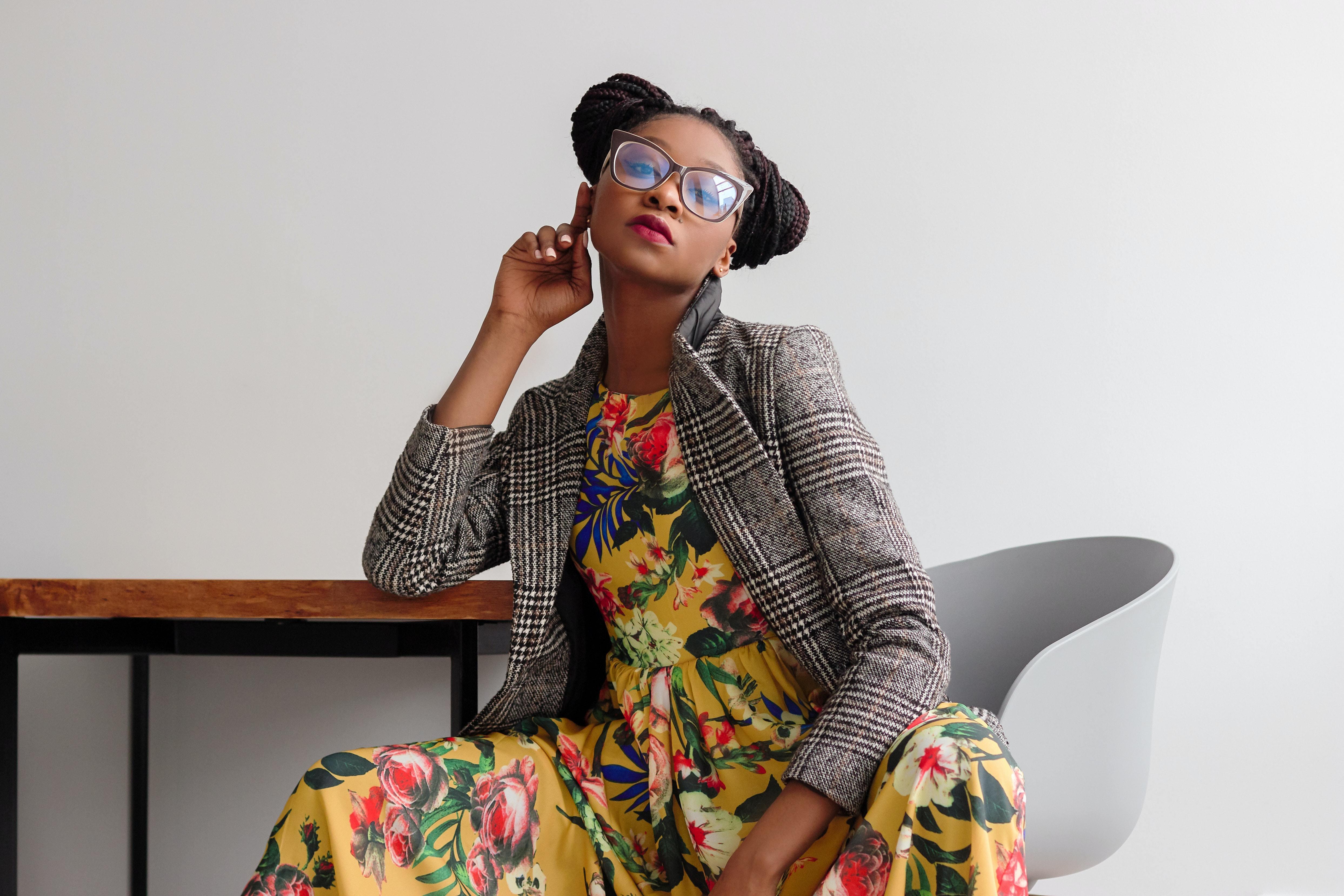 how to dress in 30s ladies Must-Have Clothes For Women In 30s