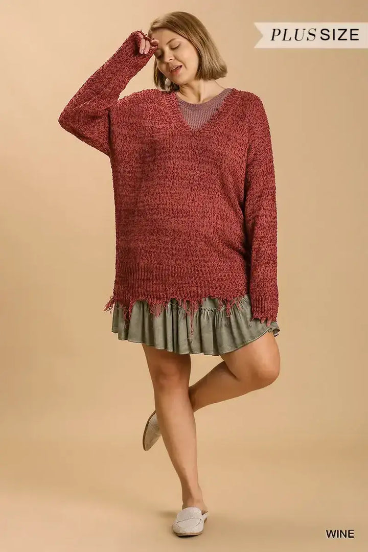 Plus Size V-Neck Long Sleeve Knit Pullover Sweater with Frayed Hem