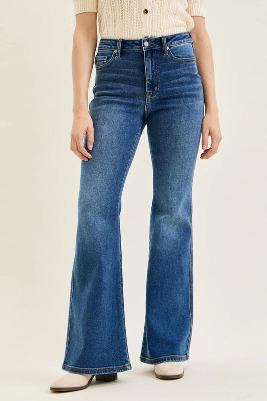 Plus Size Judy Blue High Waist Charlotte Flare Medium Wash Soft Tide