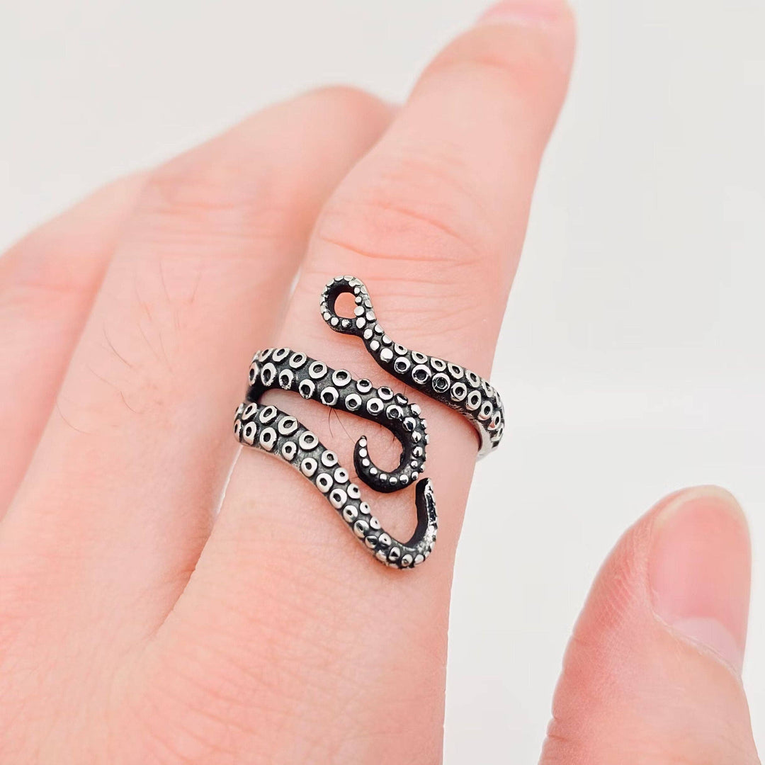 Mio Queena - Octopus Tentacle Adjustable Ring - Stainless Steel