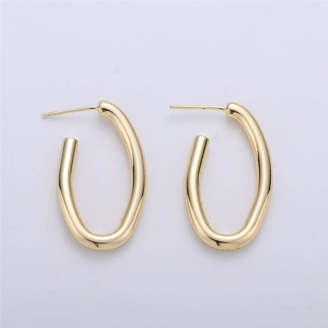 1 Pair Golden Open Oval Studs