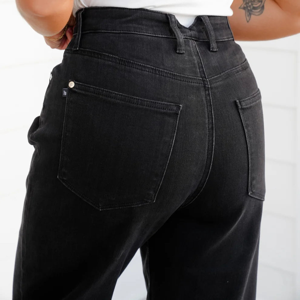 Plus Size Judy Blue Black Marlow Arc Leg Barrel Jeans