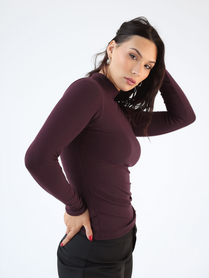 Klassy - Ribbed Turtleneck Long Sleeve: Black / 2XL