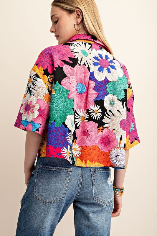 Women's Gigio floral cropped button up top