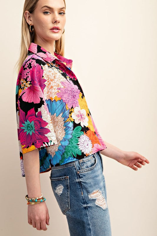 Women's Gigio floral cropped button up top