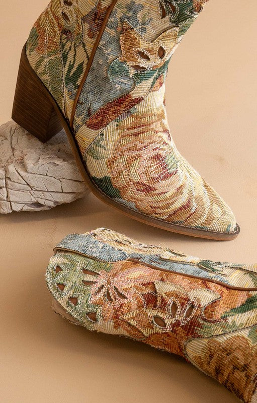 Oasis Society-The Sorrel - Paneled Western Booties
