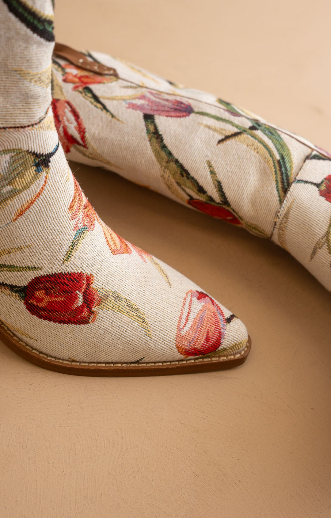 Womens Floral Tulip Tapestry Cowboy Boot