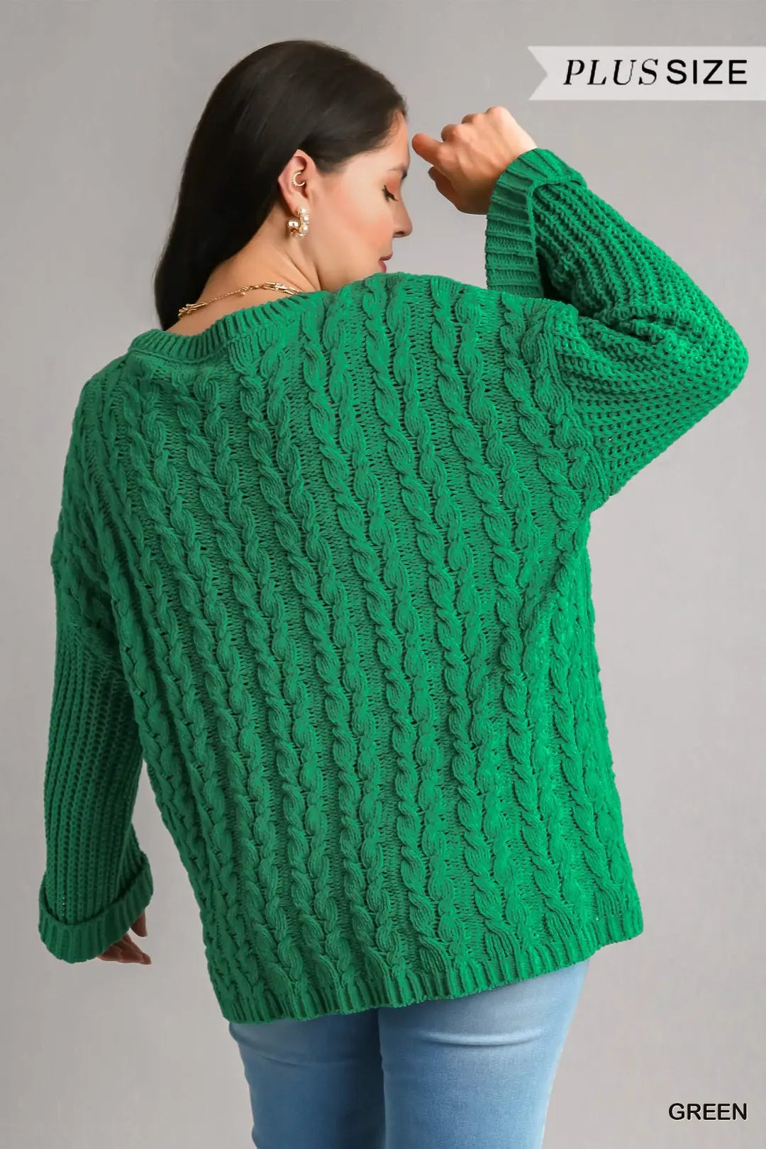 Plus Size Cuffed Long Sleeve Chenille Cable Knit Pullover Sweater