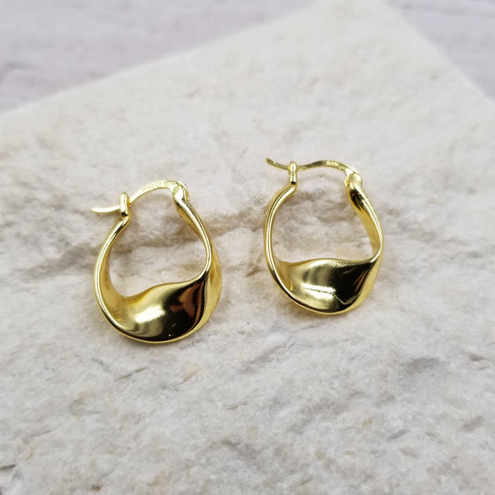 Treasure Wholesale - Confound Geometric Earrings: Silver