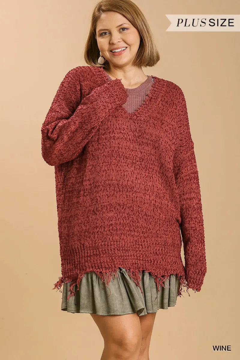 Plus Size V-Neck Long Sleeve Knit Pullover Sweater with Frayed Hem