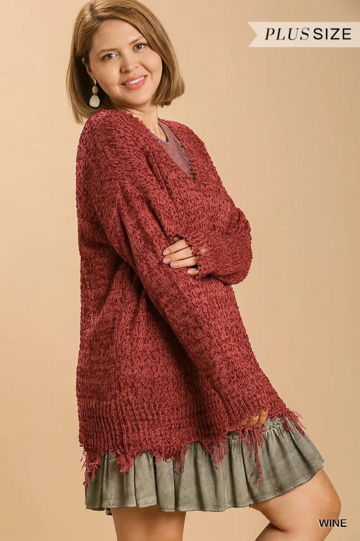 Plus Size V-Neck Long Sleeve Knit Pullover Sweater with Frayed Hem