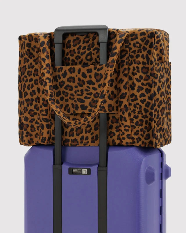 BAGGU- Cloud Carry On in Leopard