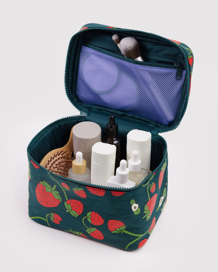BAGGU- Large Strawberry Blossom Cosmetic Case