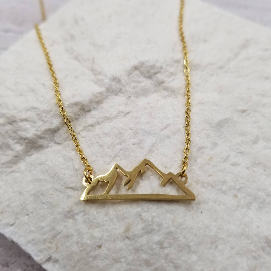 Mountain Cutout Necklace Gold
