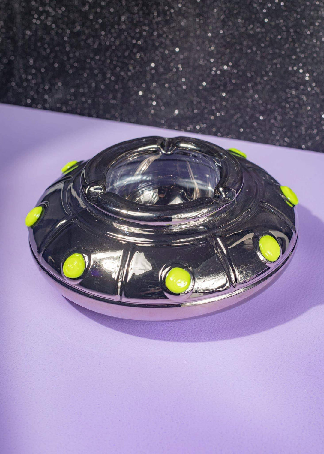 Canna Style - UFO ASHTRAY (glow in the dark)
