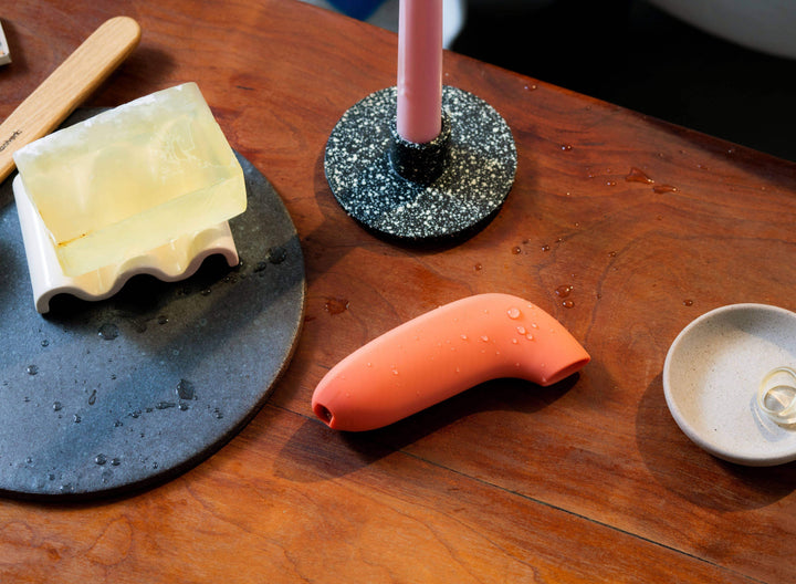 Dame Products - Aer, Suction Toy