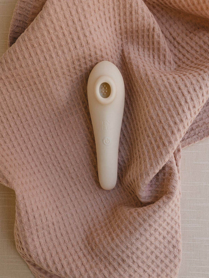 The Natural Love Company - Jasmine | Clitoral Sucking Vibrator
