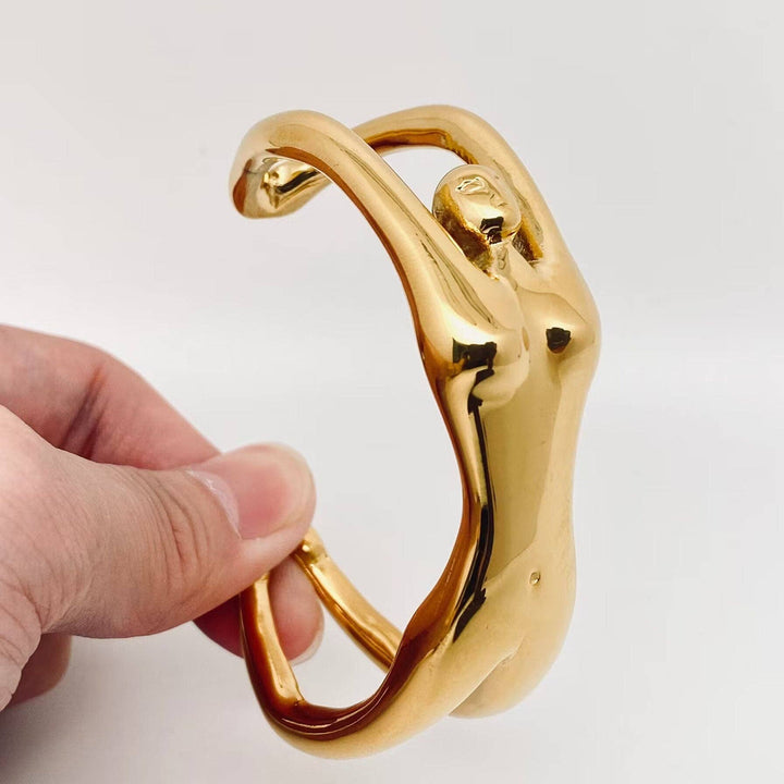 Mio Queena - Woman Body 18K Gold Plated Stainless Steel Cuff Bangle - FGS