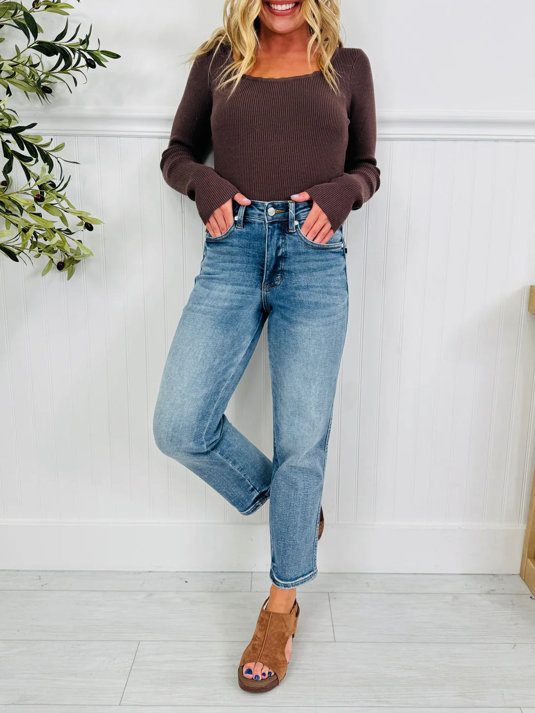 Womens Judy Blue Straight Leg Petite Midrise