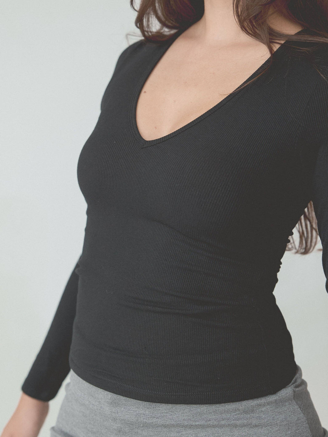 Klassy - Braless Ribbed Deep V Long Sleeve: Black / 2XL