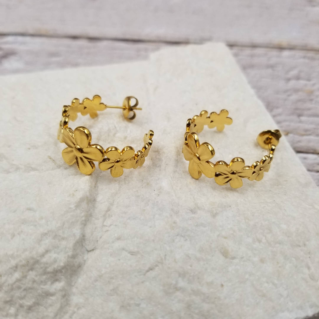 Daisy Chain Hoop Earrings in Gold