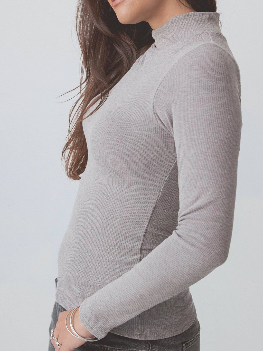 Klassy - Ribbed Turtleneck Long Sleeve: Black / 2XL