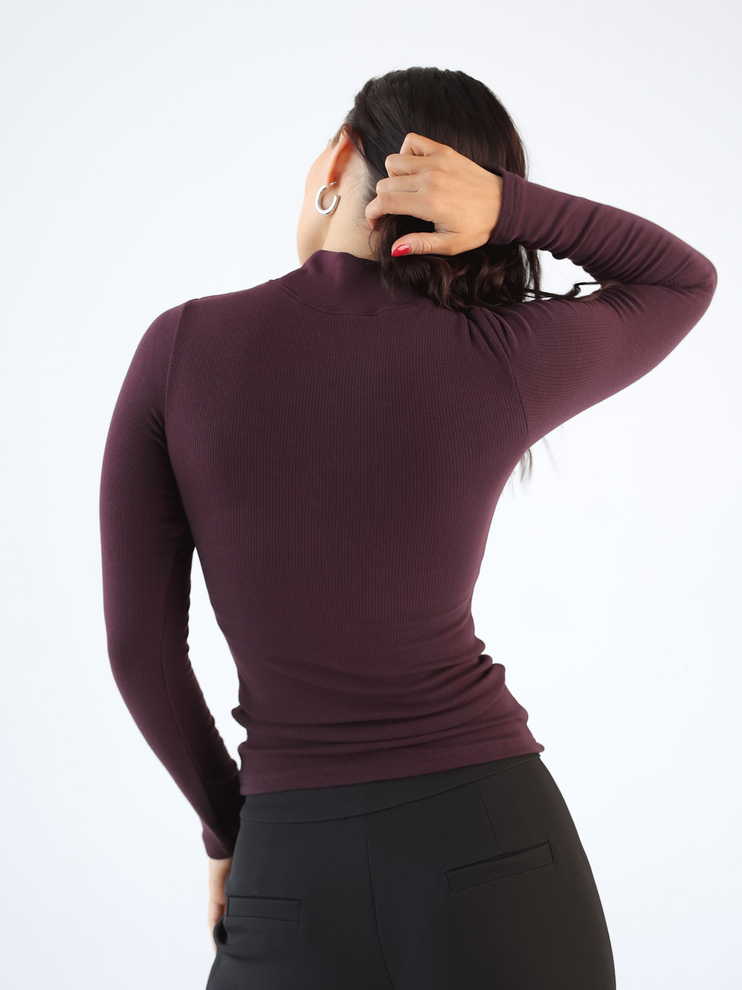 Klassy - Ribbed Turtleneck Long Sleeve: Black / 2XL