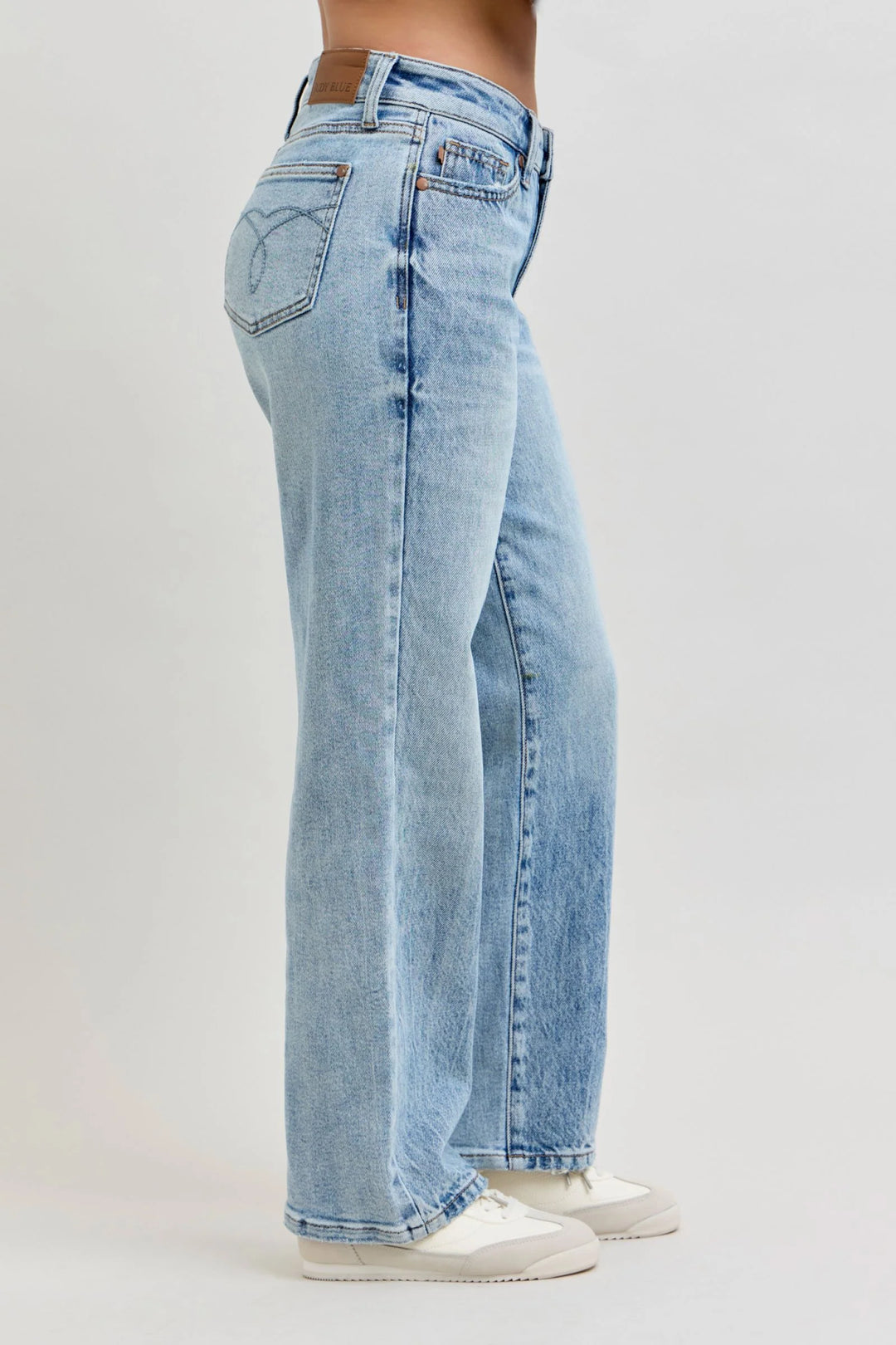 Womens Judy Blue Straight Leg Petite