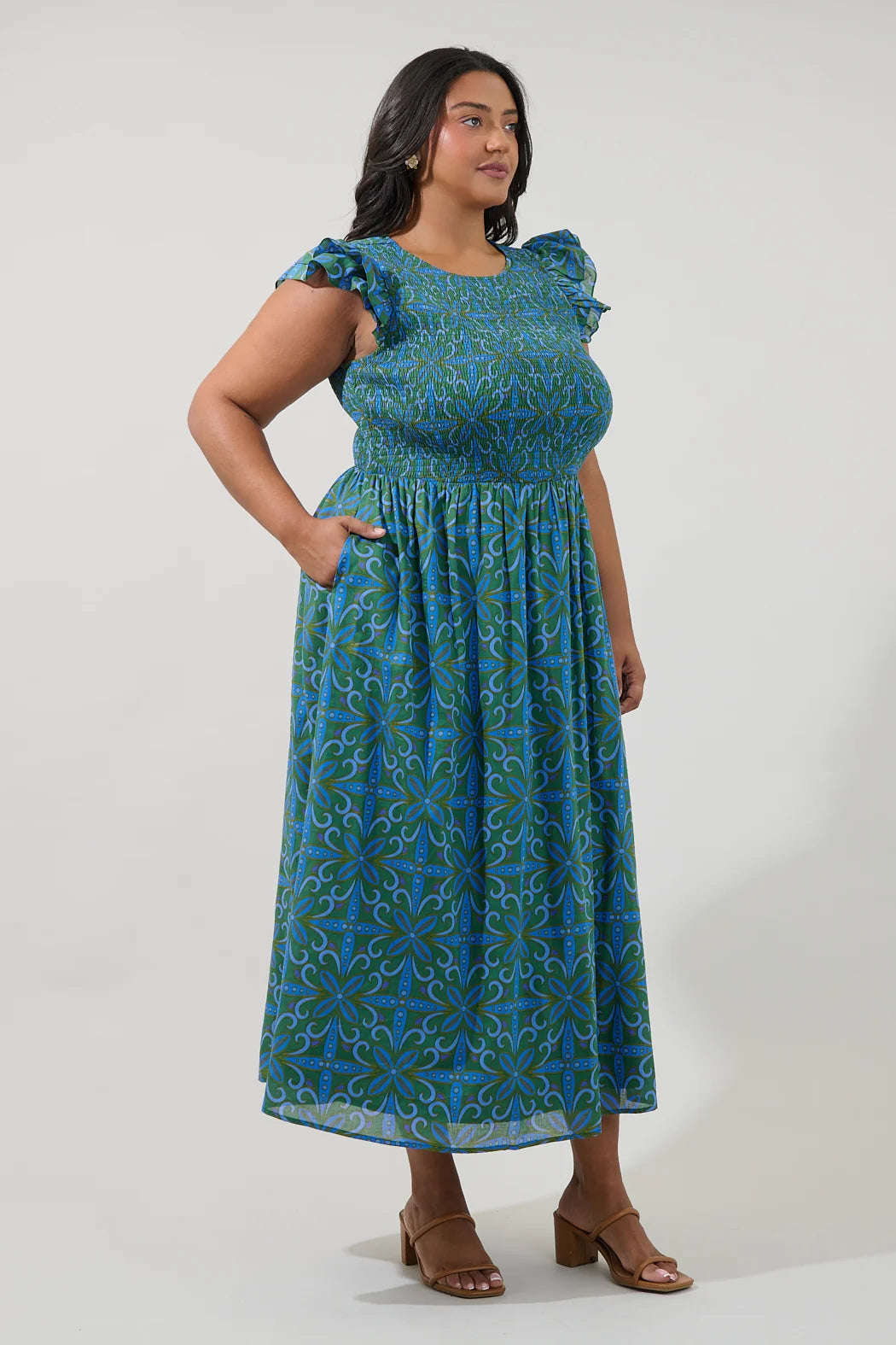 Plus Ezme Smocked Maxi Dress Floral