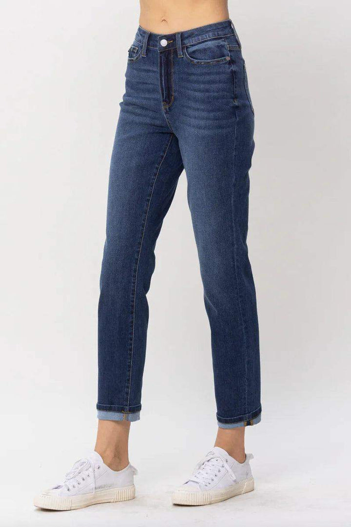Plus Judy Blue Cooling Boyfriend Fit Jeans in Dark Wash JB88608