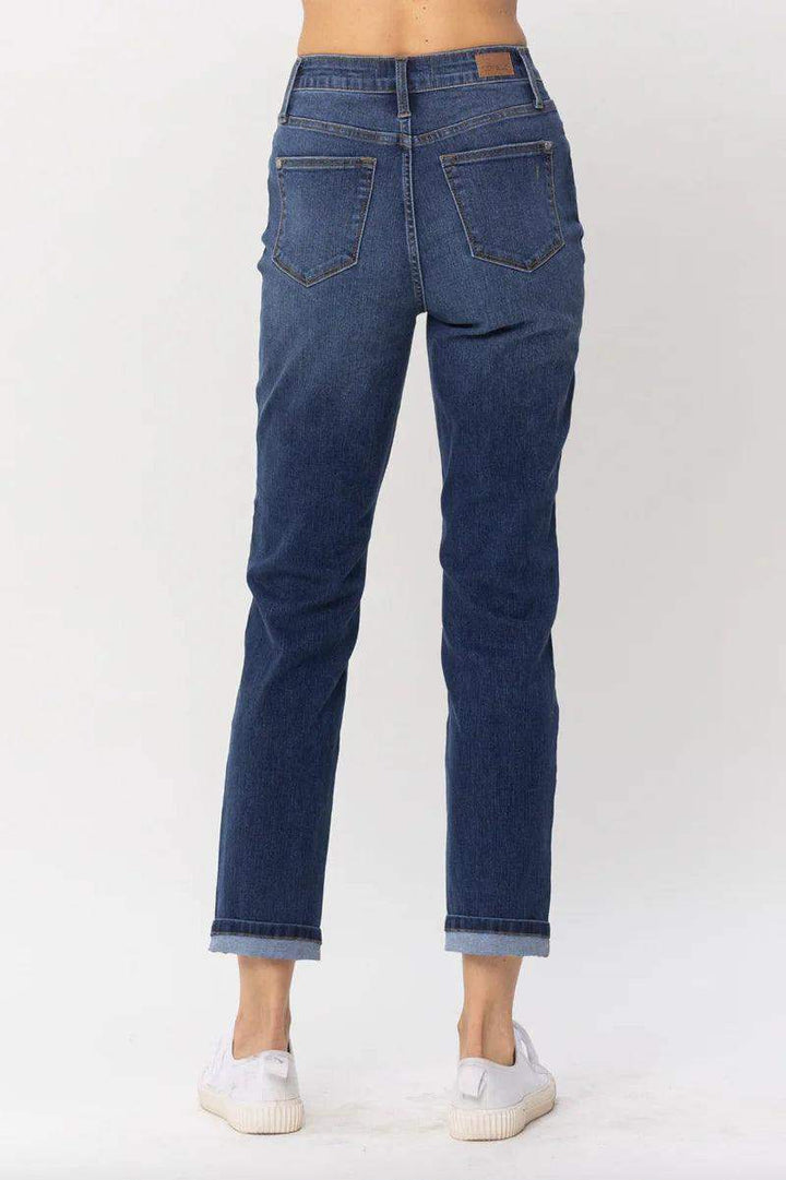 Plus Judy Blue Cooling Boyfriend Fit Jeans in Dark Wash JB88608