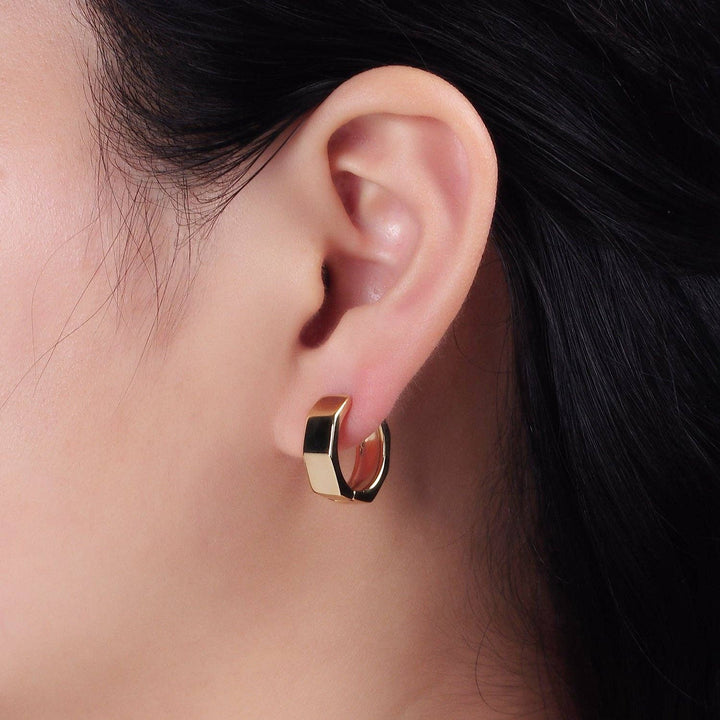 Aim Eternal - 14K Gold Filled 16mm Hexagonal Geometric Huggie Earrings - Esme and Elodie