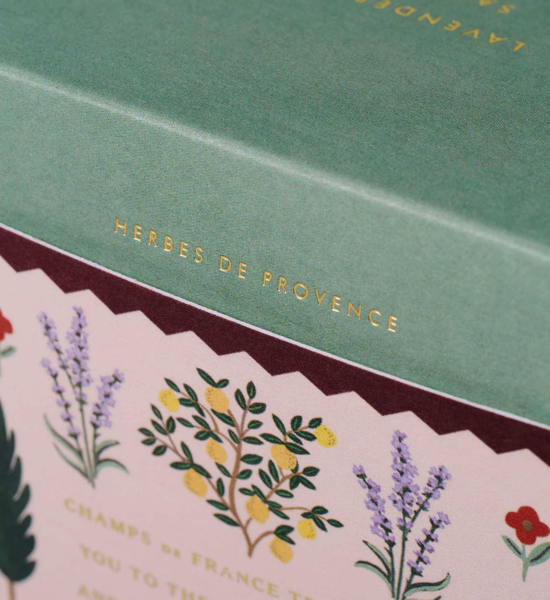 Rifle Paper Co. - Country Farm Champs de France 9 oz Glass Candle