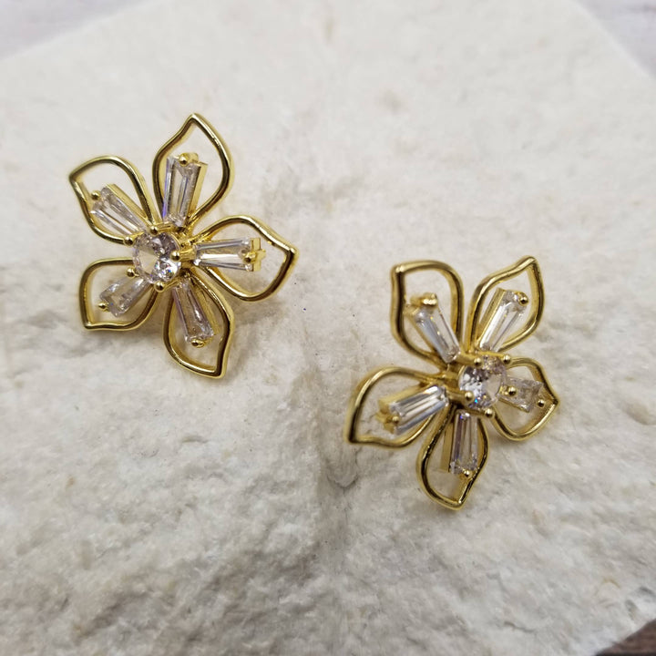 Zircon Gem Flower Earrings