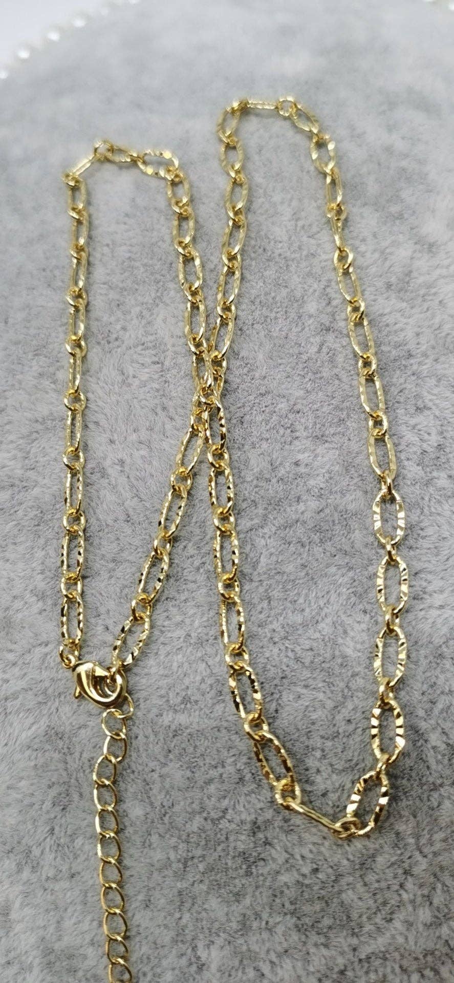 14k GOLD filled Oval Link chain 17.5 inch Necklace