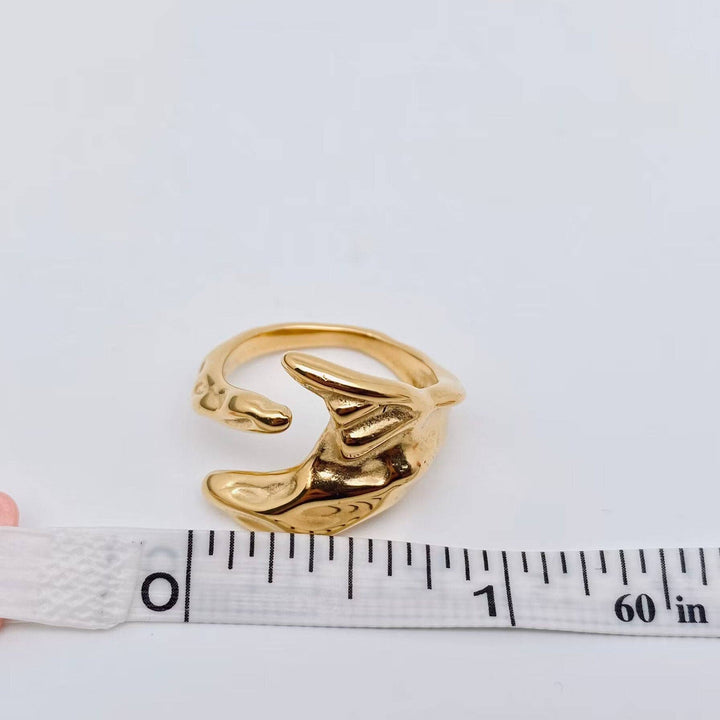 Mio Queena - Irregular Texture Design 18K Gold Plated