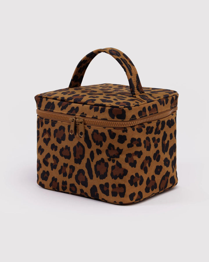 BAGGU- Large Leopard Cosmetic Case