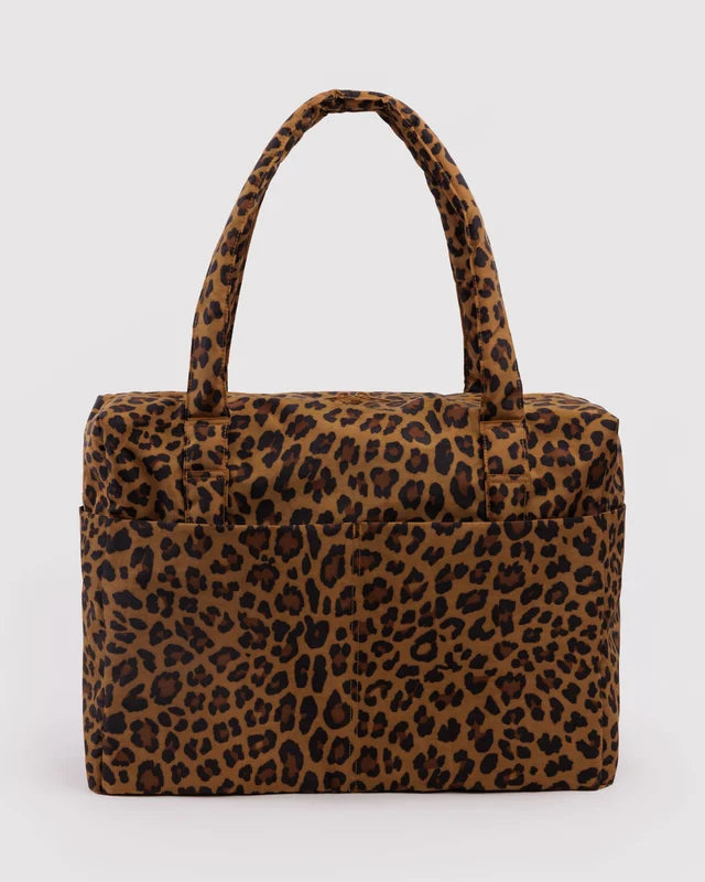 BAGGU- Cloud Carry On in Leopard