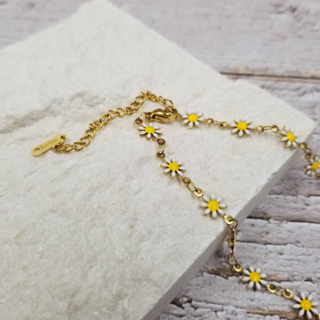 Treasure Wholesale - Flower necklace - 18K