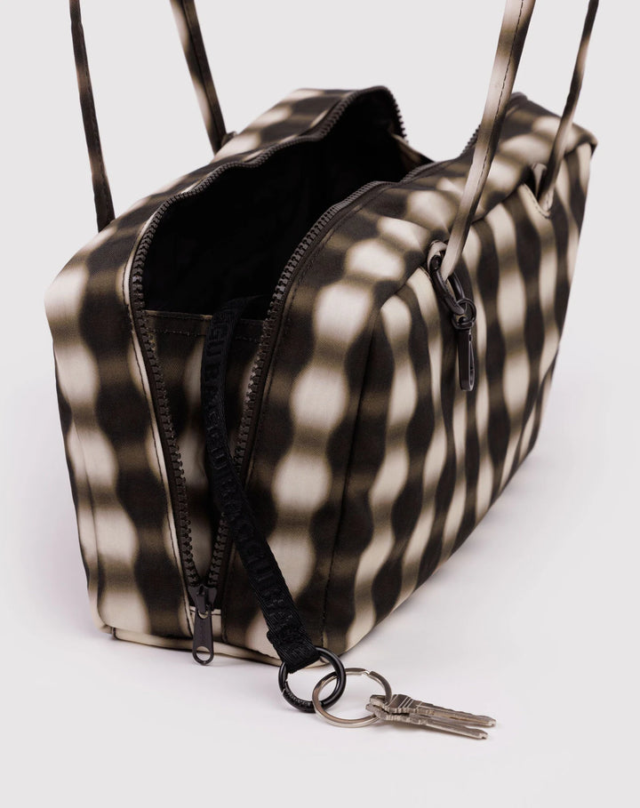 BAGGU- Nylon Bowler Bag Shoulder Purse- Blurred Gingham Brown