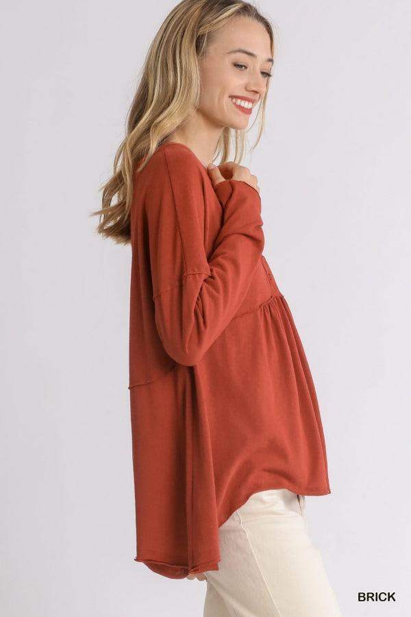 Womens Umgee Linen Blend Split V-Neck Button Front Long Sleeve Top with Raw Hem