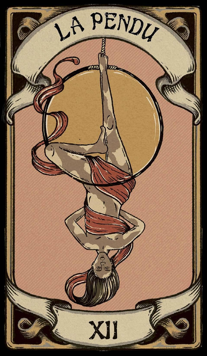 Microcosm Publishing & Distribution - Sacred Sisterhood Tarot: Deck and Guidebook for Fierce Women - Esme and Elodie