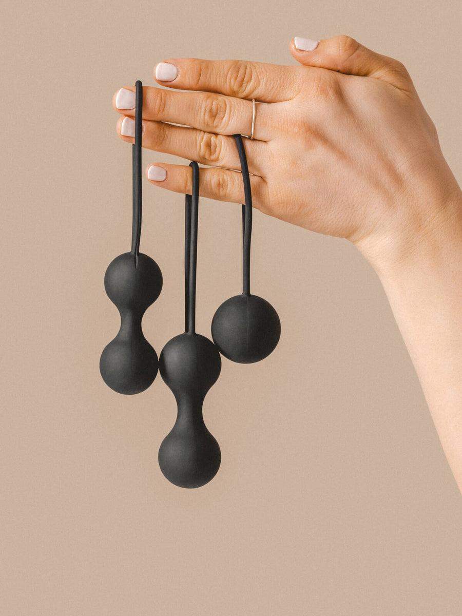 Natural Love Co - Amyris Love balls - Esme and Elodie