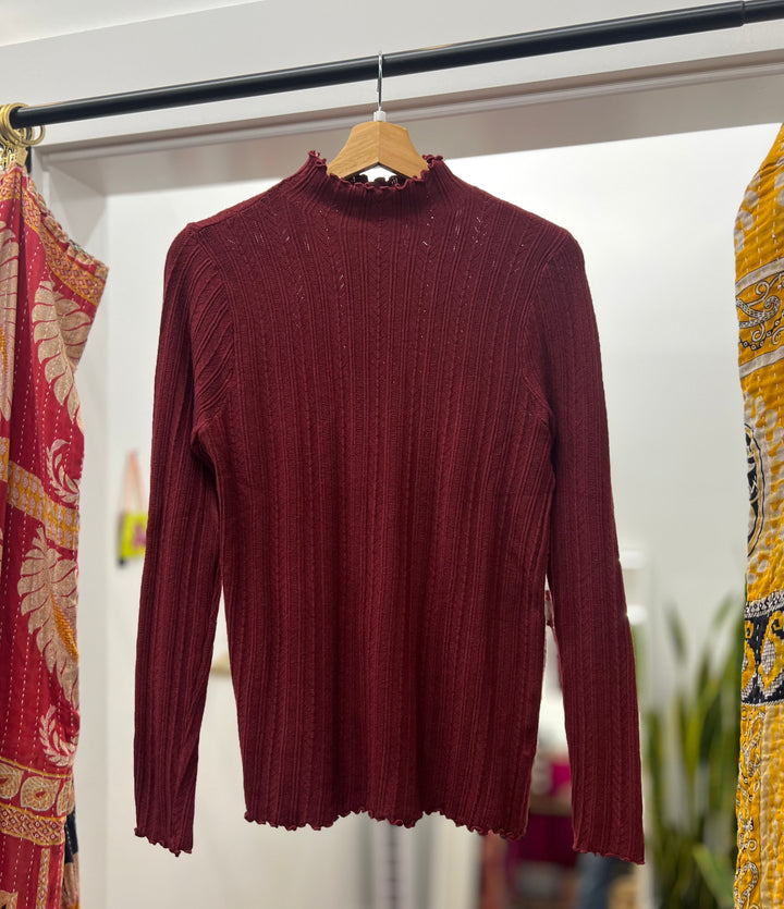 Plus Size Lettuce Hem Turtle Neck