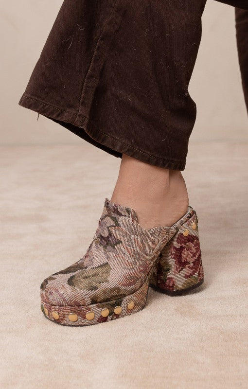 Retro Tapestry Platform Clog Mule