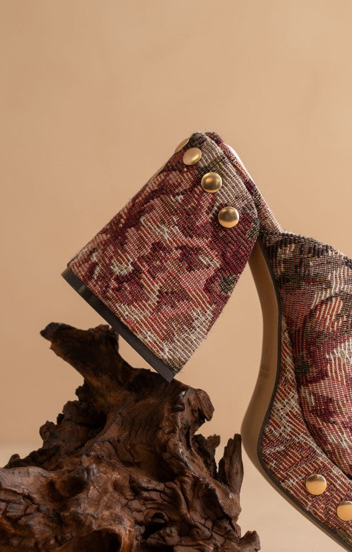 Retro Tapestry Platform Clog Mule