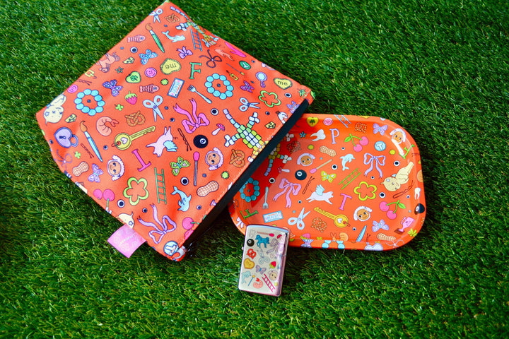 The Peach Fuzz - High Spy Refillable Lighter: Perfect - Esme and Elodie