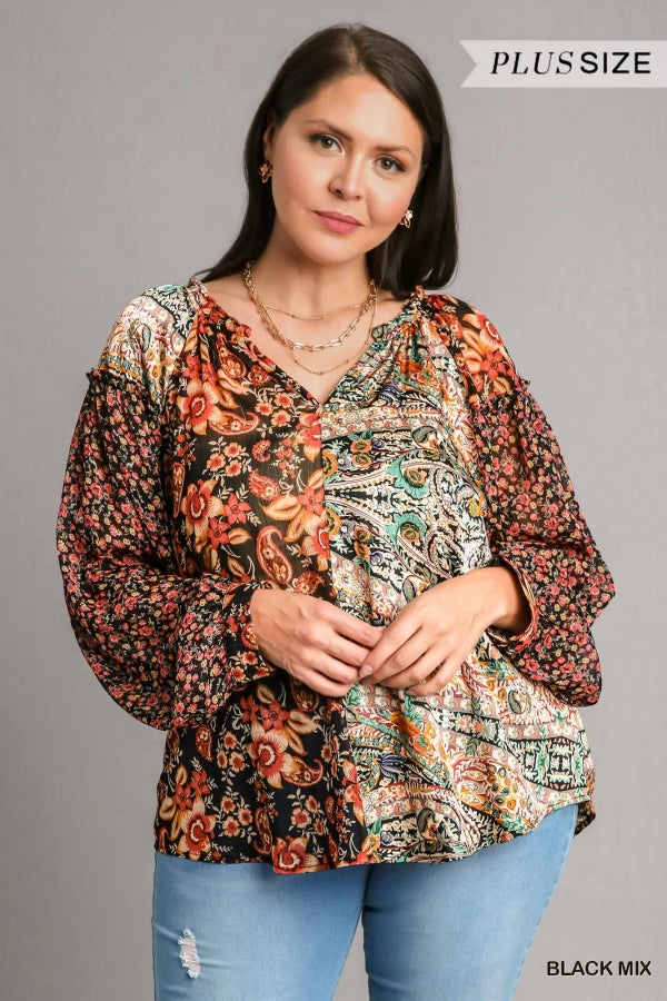 Umgee Plus Size Paisley/Floral Top