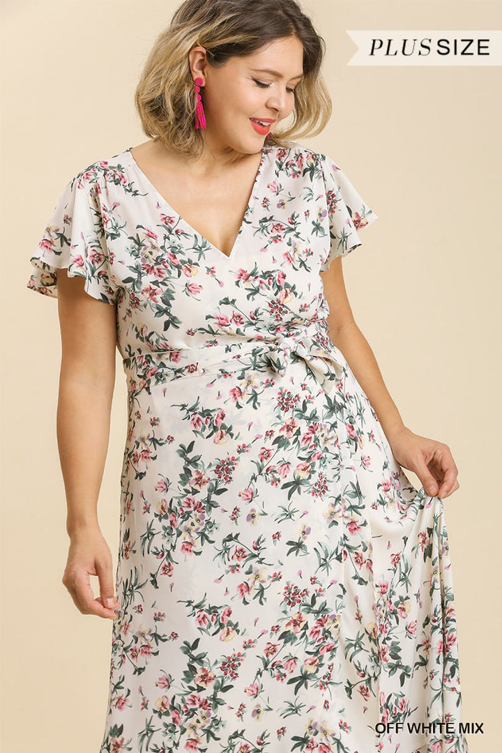 Plus Floral Print Wrapped Short Ruffle Sleeve Maxi Dress With No Lining