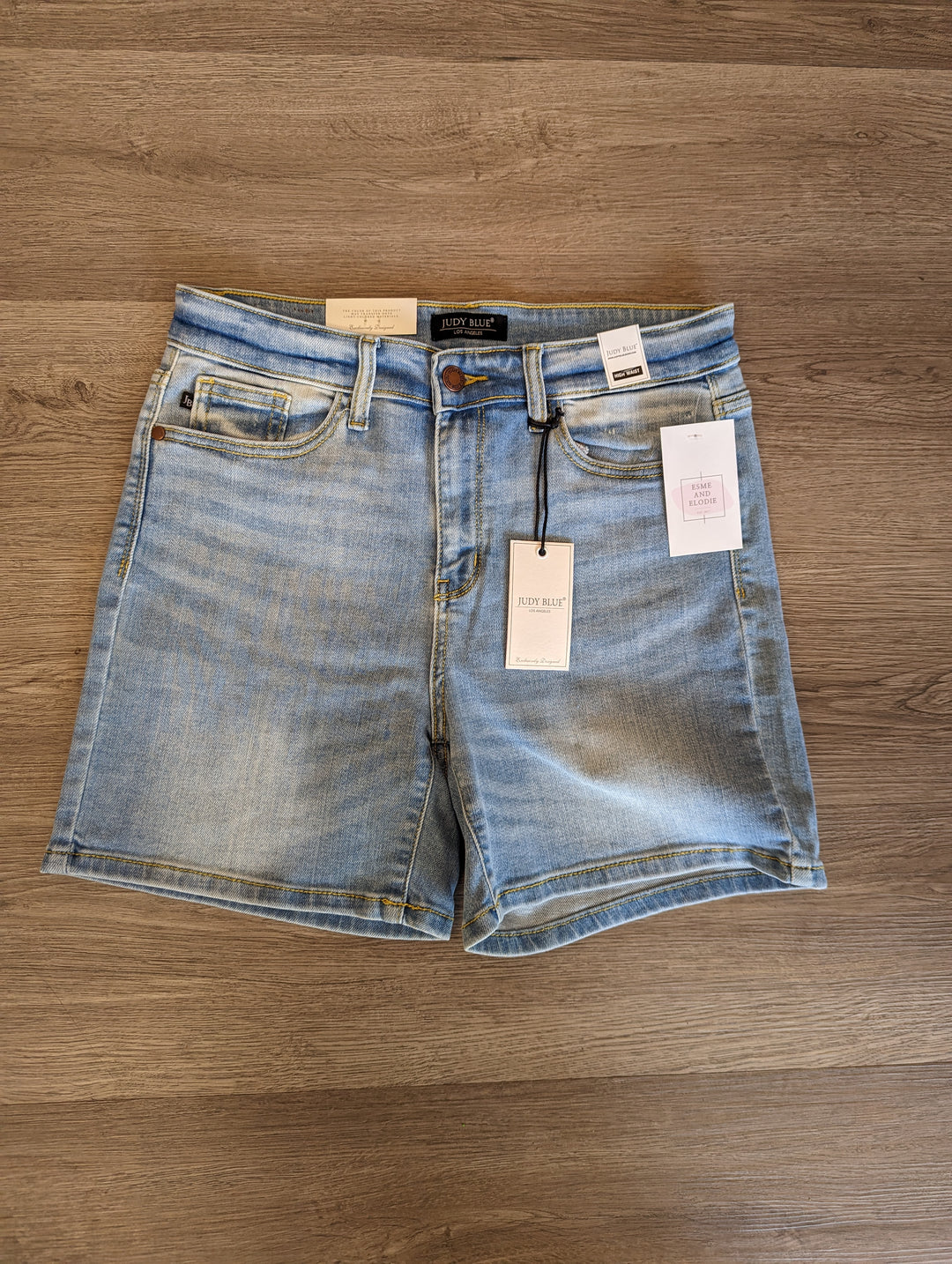 Womens Judy Blue Light denim non-distressed shorts